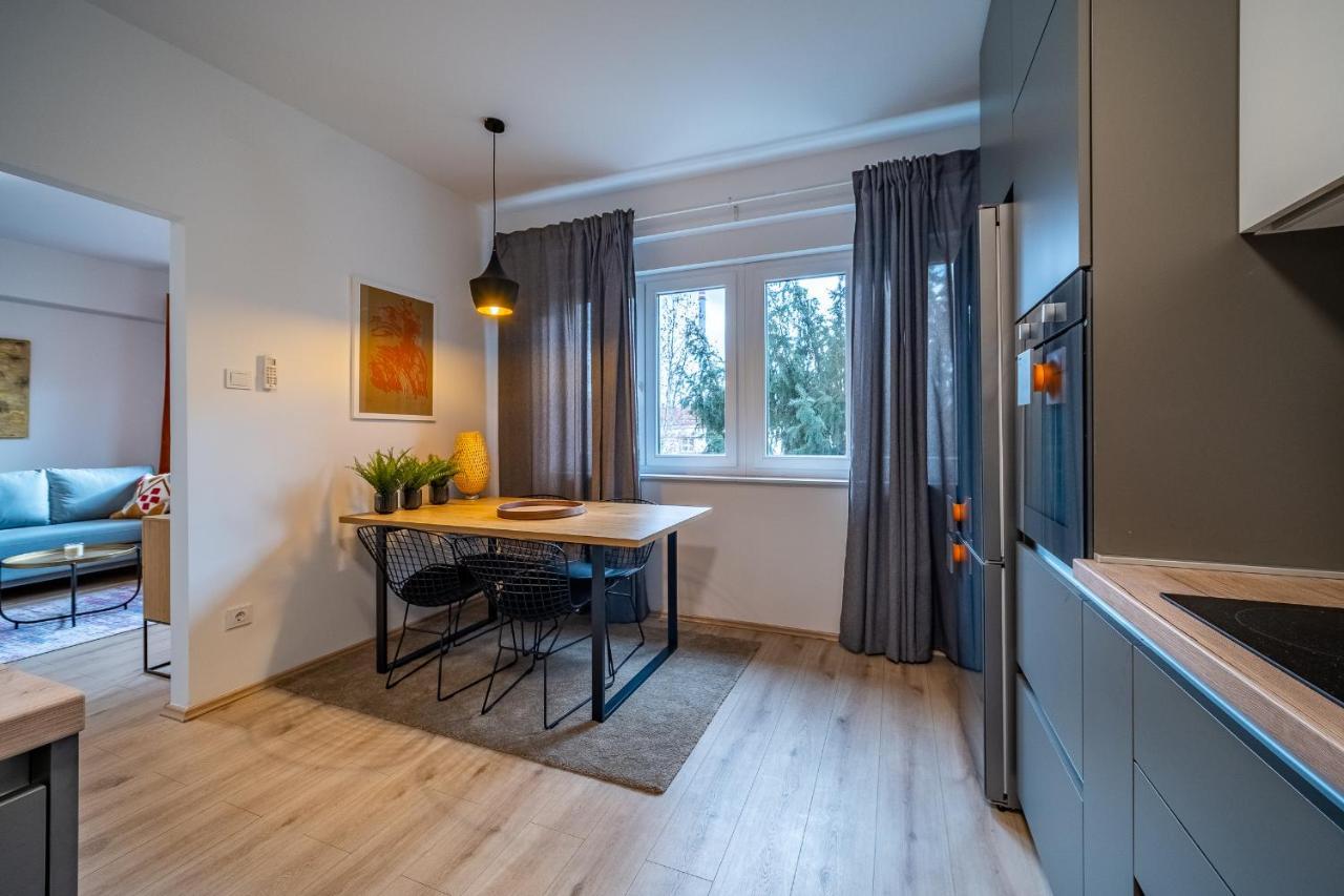 Court Crossing Apartment Загреб Екстериор снимка